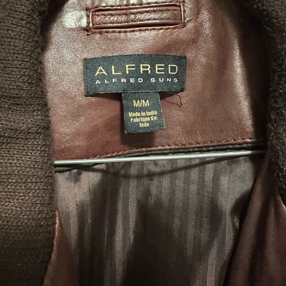 Alfred by Alfred Sung lambskin military style jacket. - Picture 3 of 5